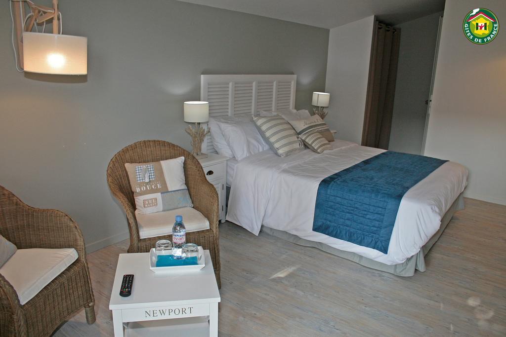 Le Clos Du Miroir Courset Habitación foto